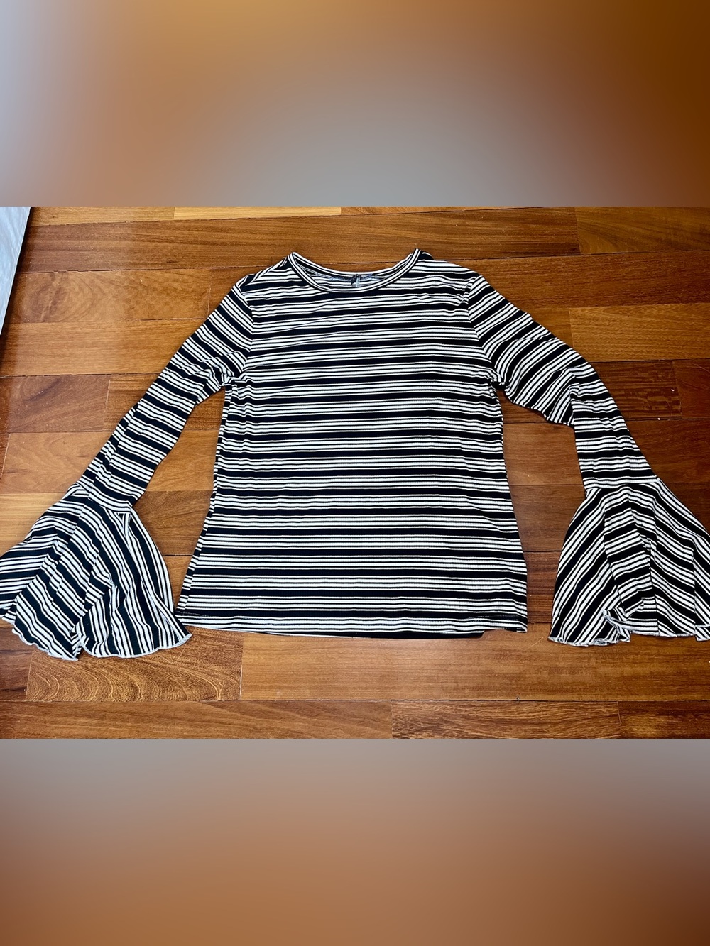 English Laundry Black and White Striped Long Sleeve Tee
